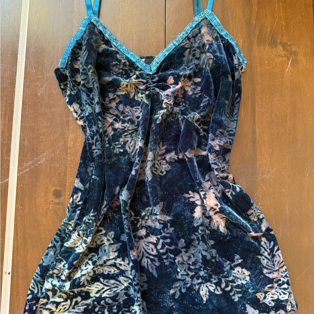 DKNY Vintage Blue Velvet Floral Tank
